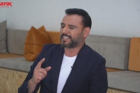 Alişan, Fenerbahçe için bestelediği şarkıyı Fanatik takipçileri için seslendirdi 4 alisan-fenerbahce-icin-besteledigi-sarkiyi-fanatik-takipcileri-icin-seslendirdi-1ySnAMhL.jpg