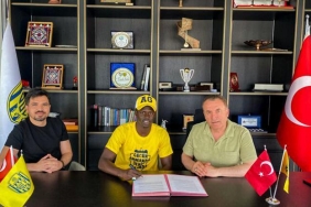 Ankaragücü Lamine Diack'ı transfer etti 4 ankaragucu-lamine-diacki-transfer-etti-hEQK3AOO.jpg