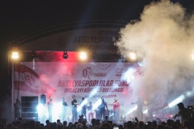 Antalyaspor'un 56. kuruluş yıl dönümü coşkuyla kutlandı 5 antalyasporun-56-kurulus-yil-donumu-coskuyla-kutlandi-P46BphYf.jpg