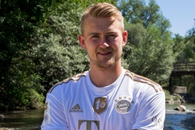 Bayern Münih, Juventus'tan Matthijs de Ligt'i kadrosuna kattı 2 bayern-munih-juventustan-matthijs-de-ligti-kadrosuna-katti-LLAD6xQU.jpg