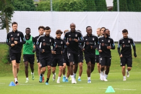 Beşiktaş, yeni sezon hazırlıklarına devam ediyor 4 besiktas-yeni-sezon-hazirliklarina-devam-ediyor-E3SkstmH.jpg