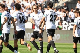 Beşiktaş'ın gençleri uçuşa geçti! 8 besiktasin-gencleri-ucusa-gecti-ZVuEh51k.jpg