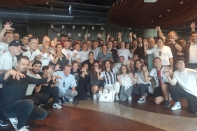 Beşiktaş'ta geleneksel bayramlaşma töreni gerçekleştirildi 3 besiktasta-geleneksel-bayramlasma-toreni-gerceklestirildi-p8YjBXmA.jpg