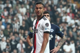 Beşiktaş'ta Josef de Souza gelişmesi! Ameliyat olma ihtimali var 5 besiktasta-josef-de-souza-gelismesi-ameliyat-olma-ihtimali-var-gR9b6Jbm.jpg