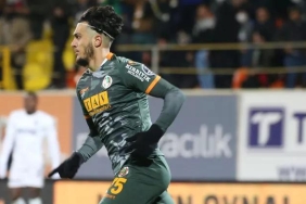 Beşiktaş'tan Tayfur Bingöl için yeni transfer teklifi! 1 besiktastan-tayfur-bingol-icin-yeni-transfer-teklifi-QDPQ6axy.jpg