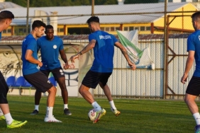 caykur-rizespor-iki-gunluk-iznin-ardindan-antrenmanlara-basladi-G9qluU1s.jpg