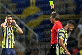 Dinamo Kiev karşısında Fenerbahçe 10 kişi kaldı! 4 dinamo-kiev-karsisinda-fenerbahce-10-kisi-kaldi-DF6KGpDg.jpg