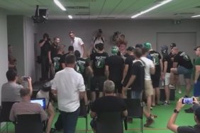 Eski Galatasaraylı Riera'nın basın toplantısı basıldı 2 eski-galatasarayli-rieranin-basin-toplantisi-basildi-usP2h4Y6.jpg