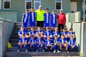 Eski milli futbolcu, Kastamonu’da futbol okulu açtı 4 eski-milli-futbolcu-kastamonuda-futbol-okulu-acti-XtNgpjpV.jpg