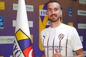 Eyüpspor, Harun Tekin'i kadrosuna kattığını açıkladı 2 eyupspor-harun-tekini-kadrosuna-kattigini-acikladi-eQXLDQd2.jpg