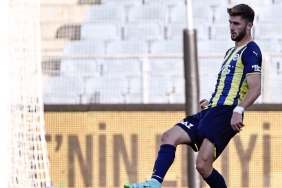 fenerbahcede-ismail-yuksek-firtinasi-partizan-macina-damga-vurdu-Njvjdxg2.jpg