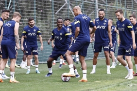 Fenerbahçe'de yabancı sayısı sorunu 5 fenerbahcede-yabanci-sayisi-sorunu-HAOPS1ZW.jpg