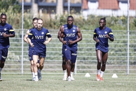 Fenerbahçe'de yeni sezon hazırlıkları devam ediyor 8 fenerbahcede-yeni-sezon-hazirliklari-devam-ediyor-YHrdHKCv.jpg