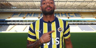 fenerbahcenin-yeni-transferi-joao-pedro-fenerbahceyi-alexten-cok-dinledim-yJZNPyni.jpg