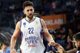 Flaş gelişme! Vasilije Micic, Anadolu Efes'te kalıyor 4 flas-gelisme-vasilije-micic-anadolu-efeste-kaliyor-j8JSDsBL.jpg