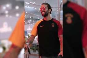 Galatasaray, Avusturya kampı öncesi yolculuk anlarını paylaştı! 4 galatasaray-avusturya-kampi-oncesi-yolculuk-anlarini-paylasti-5jlOtazs.jpg