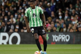Galatasaray transfer haberi: Gueye'de pürüz, William Carvalho'ya dönüş 2 galatasaray-transfer-haberi-gueyede-puruz-william-carvalhoya-donus-vmKEI8Xt.jpg