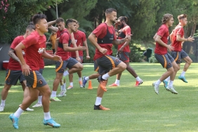 Galatasaray yeni sezon hazırlıklarını sürdürdü 3 galatasaray-yeni-sezon-hazirliklarini-surdurdu-pOGIc2mv.jpg
