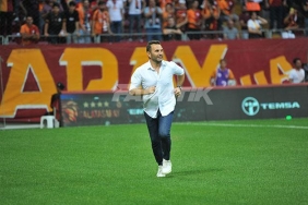 Galatasaray'da Okan Buruk'tan transfer açıklaması: Ali Akman ile ilgili bir düşüncemiz oldu 2 galatasarayda-okan-buruktan-transfer-aciklamasi-ali-akman-ile-ilgili-bir-dusuncemiz-oldu-muLSNC1A.jpg