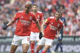 Galatasaray'ın gündemindeki Joao Mario kararını verdi! Benfica'da kalıyor 1 galatasarayin-gundemindeki-joao-mario-kararini-verdi-benficada-kaliyor-QWUe8JW1.jpg