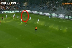 galatasarsay-asist-emre-akbabadan-gol-ogulcan-caglayandan-video-Qdj3PnHf.jpg