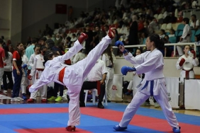 Gemlik’te 3. Uluslararası Karate Turnuvası heyecanı yaşandı 1 gemlikte-3-uluslararasi-karate-turnuvasi-heyecani-yasandi-EgvWpQvE.jpg
