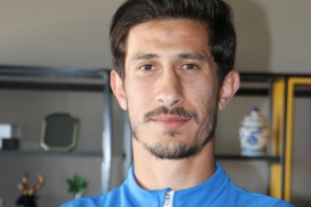 Hataysporlu Burak Öksüz: Adımın birçok kulüple anılması güzel ama saha dışıyla ilgilenmiyorum 7 hataysporlu-burak-oksuz-adimin-bircok-kuluple-anilmasi-guzel-ama-saha-disiyla-ilgilenmiyorum-7WcHrgje.jpg
