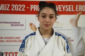 İkra Üzüm'den Minikler Türkiye Şampiyonası'nda altın madalya 2 ikra-uzumden-minikler-turkiye-sampiyonasinda-altin-madalya-Qg3XH6Lg.jpg