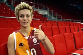 Işıl Alben, Galatasaray'a geri döndü 6 isil-alben-galatasaraya-geri-dondu-PPSlPii4.jpg