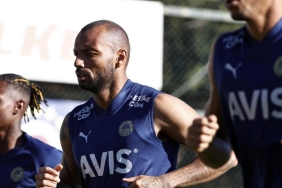 Joao Pedro, Fenerbahçe ile ilk antrenmanına çıktı 1 joao-pedro-fenerbahce-ile-ilk-antrenmanina-cikti-WiVfg5Cq.jpg