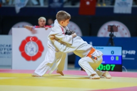 Judo Turnuvası'nda 15 ülkeden 1162 sporcu ter döküyor 2 judo-turnuvasinda-15-ulkeden-1162-sporcu-ter-dokuyor-PeVb7EfZ.jpg