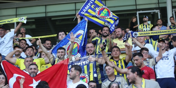 kadikoy-degil-graz-fenerbahce-partizan-maci-dolu-tribunler-onunde-oynandi-jmFDH5mP.jpg