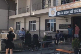 Kastamonuspor’a bir kez daha haciz geldi, tesisteki eşyalara el konuldu 3 kastamonuspora-bir-kez-daha-haciz-geldi-tesisteki-esyalara-el-konuldu-FUjLWXCf.jpg