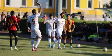 kayserispor-yeni-malatyaspor-mac-sonucu-3-2-Fj1DCBha.jpg