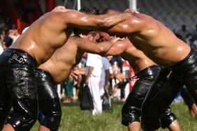 Kırkpınar’da büyük şok: Geçmiş yılların bütün şampiyonları elendi 6 kirkpinarda-buyuk-sok-gecmis-yillarin-butun-sampiyonlari-elendi-2epMFSKI.jpg