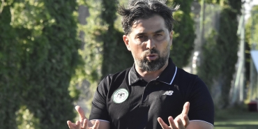 konyaspor-teknik-direktoru-ilhan-palut-sahadan-bir-ust-tura-cikarak-ayrilmak-istiyoruz-vCSA1gh8.jpg