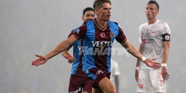 larsen-trabzonspor-kariyerini-golle-acti-mMfKGDqf.jpg