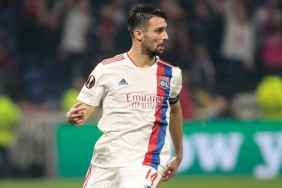 Leo Dubois, Galatasaray için İstanbul'a geldi! 4 leo-dubois-galatasaray-icin-istanbula-geldi-xCwwgpVr.jpg