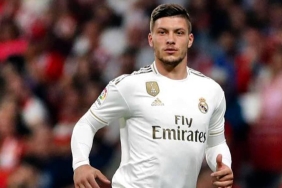 Luka Jovic'in yeni adresi Fiorentina 4 luka-jovicin-yeni-adresi-fiorentina-ZU3l6gbh.jpg