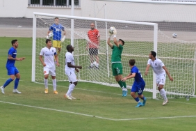 Medipol Başakşehir hazırlık maçında Altay'ı 4-0 yendi 4 medipol-basaksehir-hazirlik-macinda-altayi-4-0-yendi-6OKsuGWD.jpg