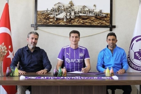 melih-sencan-afyonsporla-1-yillik-sozlesme-imzaladi-8KAvNqKH.jpg