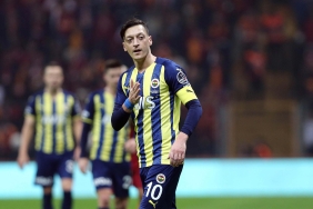 Mesut Özil'in menajeri Erkut Söğüt, İstanbul'da: Henüz fesih yok! 1 mesut-ozilin-menajeri-erkut-sogut-istanbulda-henuz-fesih-yok-IpgcF1VD.jpg