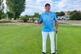 Milli golfçü Mehmet Kazan, Almanya’da şampiyon oldu 1 milli-golfcu-mehmet-kazan-almanyada-sampiyon-oldu-XBCsXCUW.jpg
