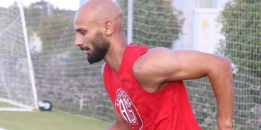 omer-toprak-kendimi-yeniden-ispatlamak-istiyorum-CjLzH3Oh.jpg