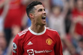 Ronaldo Manchetser United'dan ayrılmak istiyor 4 ronaldo-manchetser-uniteddan-ayrilmak-istiyor-ehW9BtwA.jpg