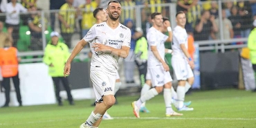serdar-dursun-bugun-gol-atmayi-cok-istiyordum-FTF1ul4C.jpg
