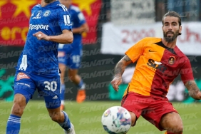 Sergio Oliveira ilk kez Galatasaray formasıyla sahada! 6 sergio-oliveira-ilk-kez-galatasaray-formasiyla-sahada-9DKLcv5Q.jpg