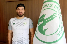 sivas-belediyespor-furkan-sagmanin-sozlesmesini-uzatti-xx5ltxgD.jpg