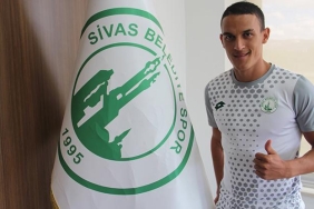 sivas-belediyespor-hakan-demirciyi-kadrosuna-katti-vUXQhNvB.jpg