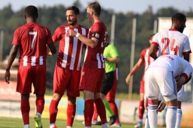 sivasspor-hazirlik-macinda-al-sharjahi-2-0-maglup-etti-WE8SBFIp.jpg